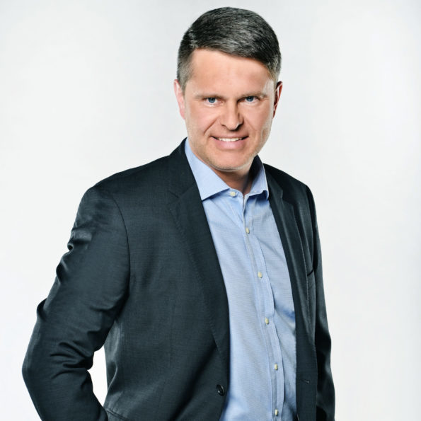 CNN PRIMA NEWS BOSS SINGER: IN A GOOD WAY, WE WANT TO BE MAINSTREAM