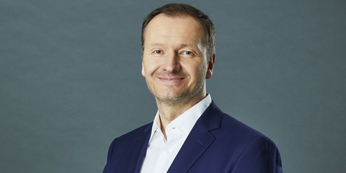 DANIEL GRUNT: POPTÁVKA PO REKLAMĚ NA NOVĚ PO ZDRAŽENÍ NEKLESLA, SPÍŠ NAOPAK